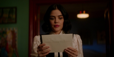 Katy_Keene_S01E11_Chapter_Eleven_Who_Can_I_Turn_To_1080p_AMZN_WEB-DL_DDP5_1_H_264-KiNGS_0152.jpg