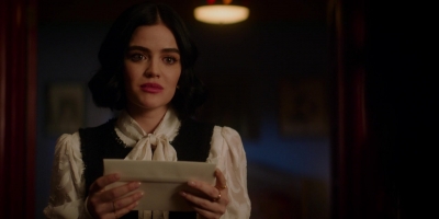 Katy_Keene_S01E11_Chapter_Eleven_Who_Can_I_Turn_To_1080p_AMZN_WEB-DL_DDP5_1_H_264-KiNGS_0159.jpg
