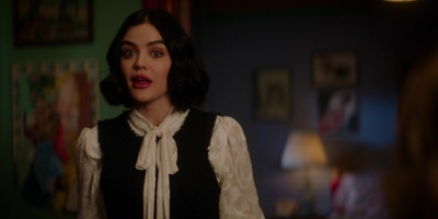 Katy_Keene_S01E11_Chapter_Eleven_Who_Can_I_Turn_To_1080p_AMZN_WEB-DL_DDP5_1_H_264-KiNGS_0198.jpg