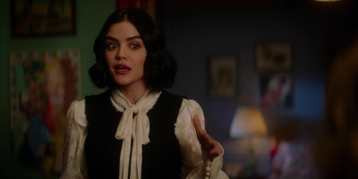 Katy_Keene_S01E11_Chapter_Eleven_Who_Can_I_Turn_To_1080p_AMZN_WEB-DL_DDP5_1_H_264-KiNGS_0199.jpg