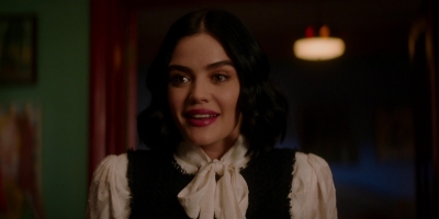 Katy_Keene_S01E11_Chapter_Eleven_Who_Can_I_Turn_To_1080p_AMZN_WEB-DL_DDP5_1_H_264-KiNGS_0208.jpg