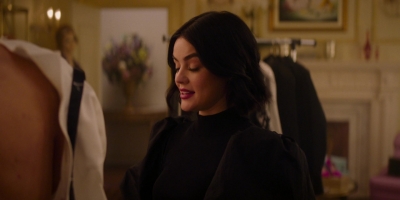 Katy_Keene_S01E11_Chapter_Eleven_Who_Can_I_Turn_To_1080p_AMZN_WEB-DL_DDP5_1_H_264-KiNGS_0880.jpg