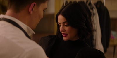 Katy_Keene_S01E11_Chapter_Eleven_Who_Can_I_Turn_To_1080p_AMZN_WEB-DL_DDP5_1_H_264-KiNGS_0890.jpg