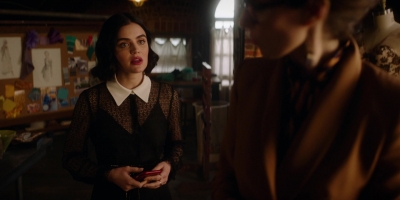 Katy_Keene_S01E11_Chapter_Eleven_Who_Can_I_Turn_To_1080p_AMZN_WEB-DL_DDP5_1_H_264-KiNGS_0984.jpg