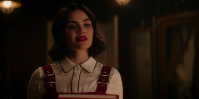 Katy_Keene_S01E12_Chapter_Twelve_Chain_of_Fools_1080p_AMZN_WEB-DL_DDP5_1_H_264-KiNGS_0509.jpg