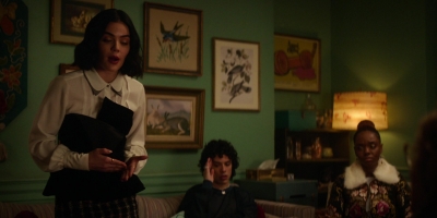 Katy_Keene_S01E12_Chapter_Twelve_Chain_of_Fools_1080p_AMZN_WEB-DL_DDP5_1_H_264-KiNGS_1432.jpg