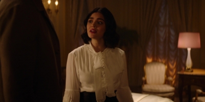 Katy_Keene_S01E13_Chapter_Thirteen_Come_Together_1080p_AMZN_WEB-DL_DDP5_1_H_264-KiNGS_0412.jpg