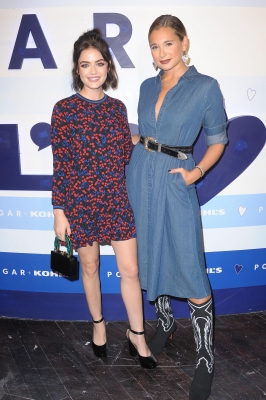 HQ
