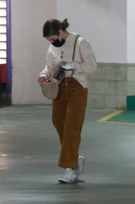 LHBR011~4.jpg