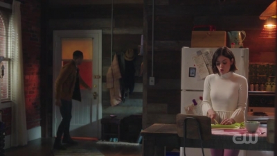 Life_Sentence_S01E11_WEB_x264-TBS5Beztv5D_0994.jpg
