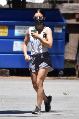Lucy010820-017.jpg