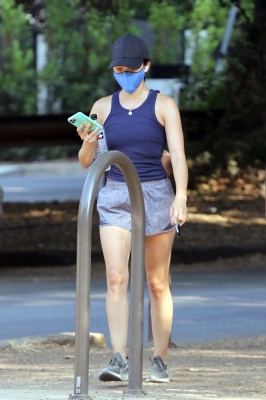 Lucy020820-003.jpg