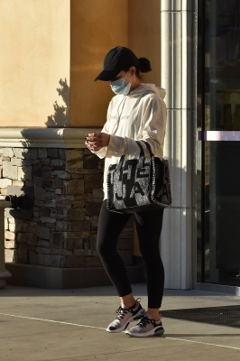 Lucy040121-018.jpg