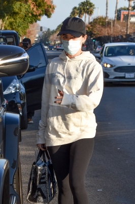 Lucy040121-022.jpg