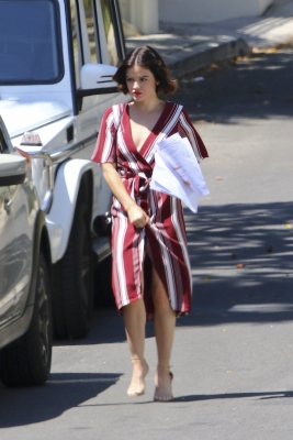 HQ

