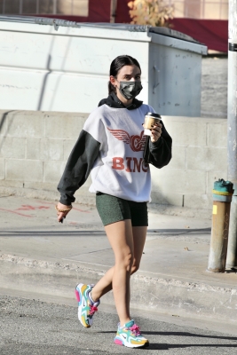 Lucy060121-003.jpg