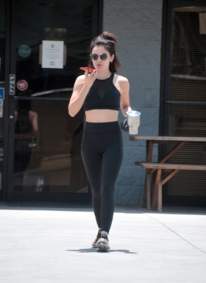 HQ
