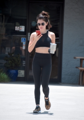 HQ
