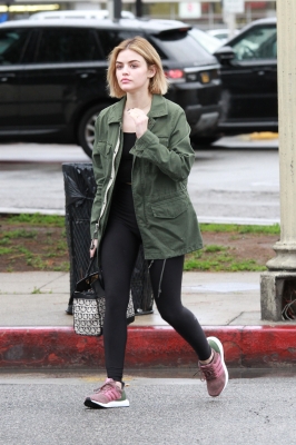 Lucy1201-001.jpg