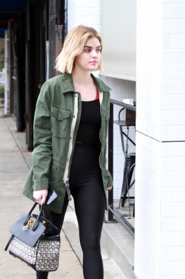 Lucy1201-012.jpg