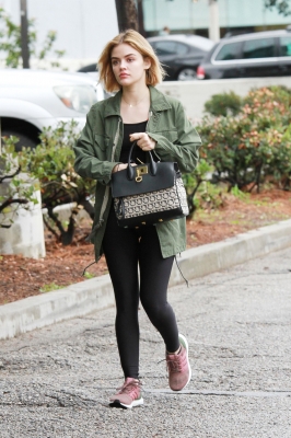 Lucy1201-016.jpg