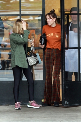 Lucy1201-028.jpg