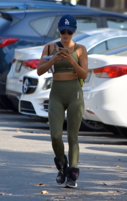 Lucy210920-007.jpg