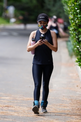 Lucy290620-070.jpg