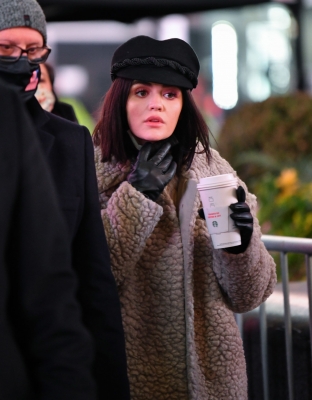 Lucy291220-027.jpg