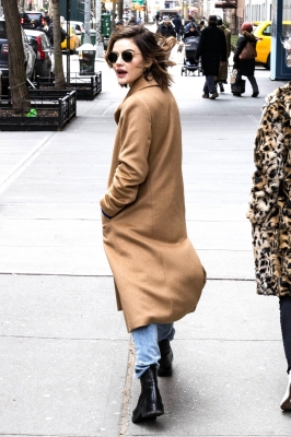 HQ
