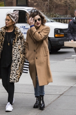 HQ
