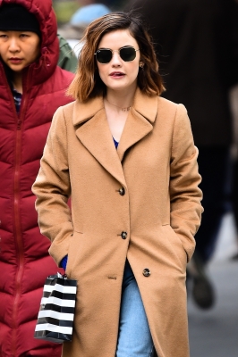 HQ
