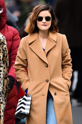 HQ
