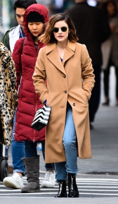 HQ
