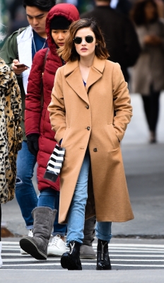 HQ
