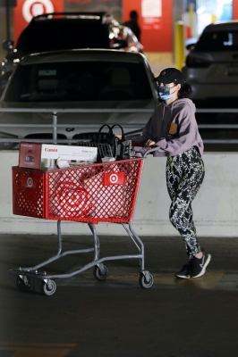 LucyH030121-011.jpg