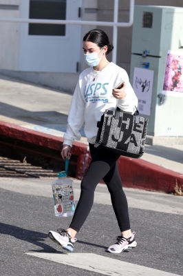 LucyH040121-020.jpg