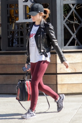 HQ
