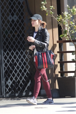HQ
