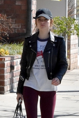 HQ

