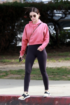LucyJoansOnThird-005.jpg