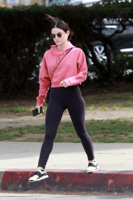 LucyJoansOnThird-007.jpg
