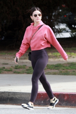 LucyJoansOnThird-011.jpg
