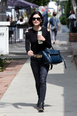 HQ
