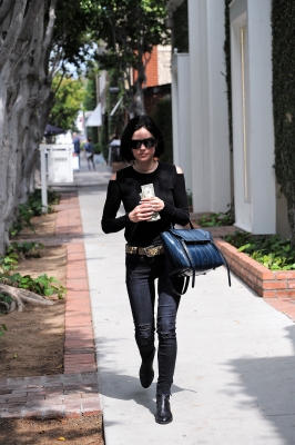 HQ
