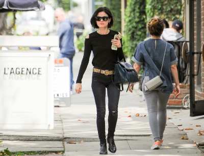 HQ
