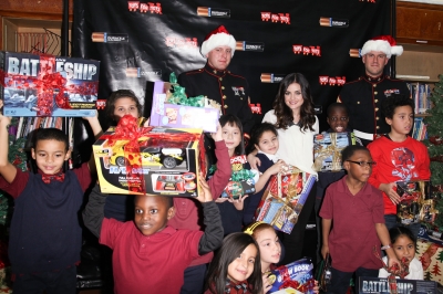 Lucy_Hale_visited_batteries_as_part_of_the_Duracell_Power_Holid_284229.JPG