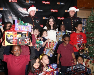 Lucy_Hale_visited_batteries_as_part_of_the_Duracell_Power_Holid_284329.JPG