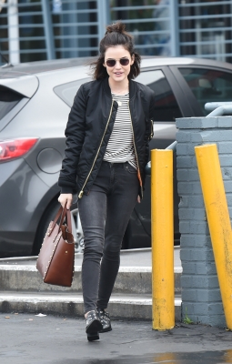 HQ
