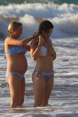 OnTheBeachInMaui30062013-12.jpg